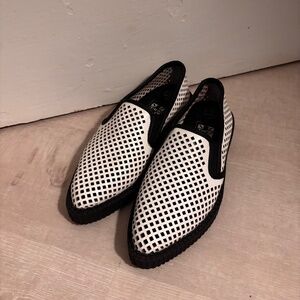 T.U.K. White Mesh Creeper Slip-Ons - Pointed Toe - Size 6